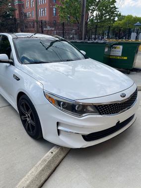 White 2016 Kia Optima EX
