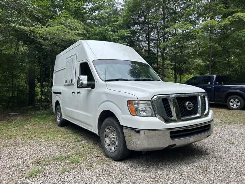 2012 Nissan NV Cargo 2500 SV