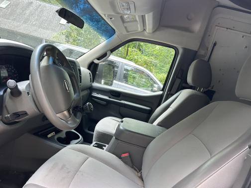 2012 Nissan NV Cargo 2500 SV