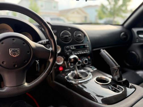 Black 2004 Dodge Viper SRT-10