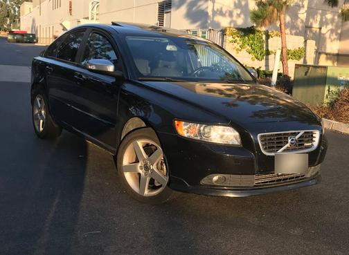 2010 Volvo S40 T5 R-Design