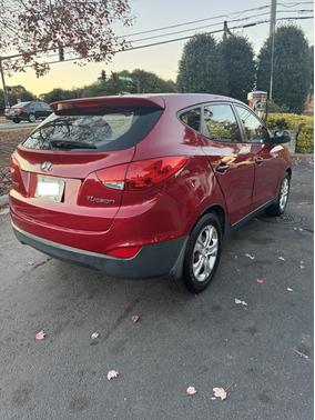 2011 Hyundai TUCSON GL