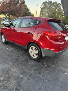 2011 Hyundai TUCSON GL
