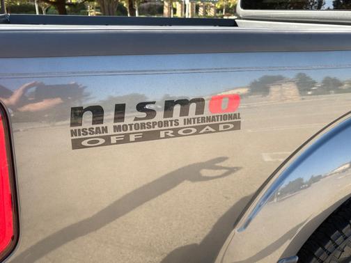 Gray 2007 Nissan Frontier NISMO Off Road