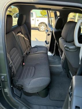 Gray 2007 Nissan Frontier NISMO Off Road