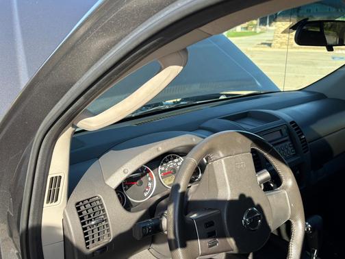 Gray 2007 Nissan Frontier NISMO Off Road