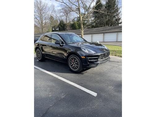 2017 Porsche Macan Turbo