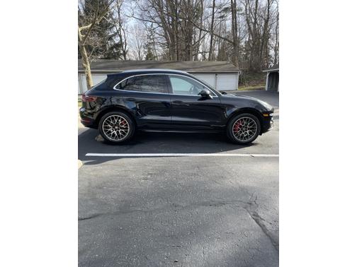 2017 Porsche Macan Turbo