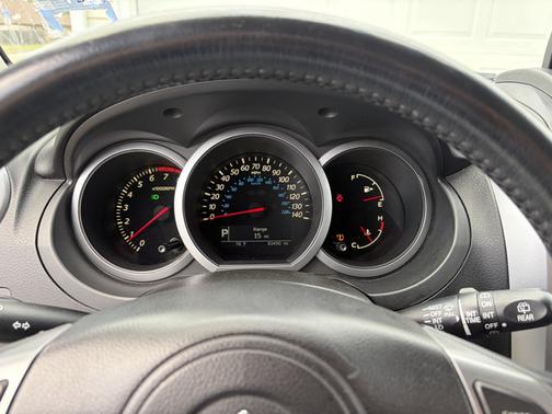 Silver 2012 Suzuki Grand Vitara Limited
