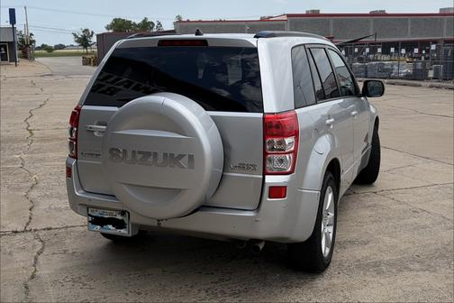 Silver 2012 Suzuki Grand Vitara Limited
