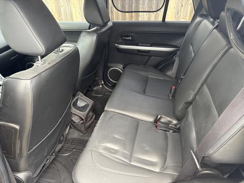 Silver 2012 Suzuki Grand Vitara Limited