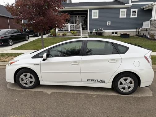 2010 Toyota Prius V