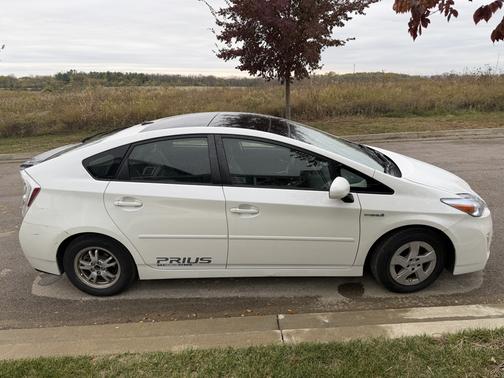 2010 Toyota Prius V
