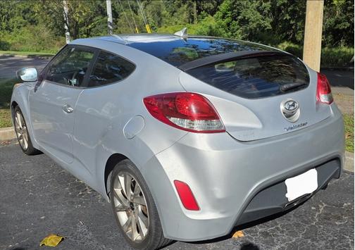 2016 Hyundai Veloster Base