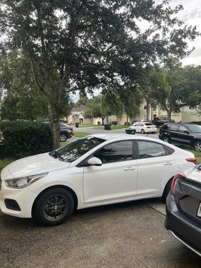 2019 Hyundai Accent SE