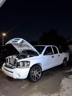White 2007 Dodge Ram 1500 SLT Quad Cab