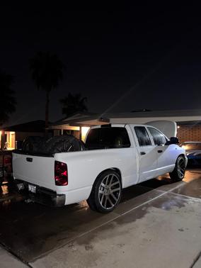 White 2007 Dodge Ram 1500 SLT Quad Cab