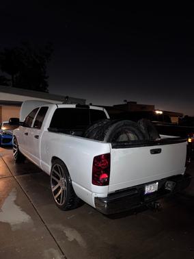 White 2007 Dodge Ram 1500 SLT Quad Cab