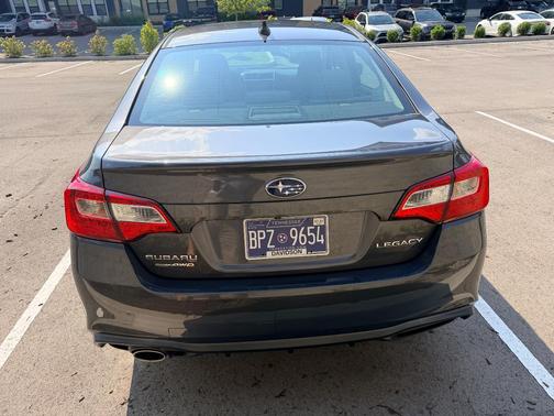 Gray 2018 Subaru Legacy 2.5i Premium
