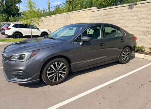 Gray 2018 Subaru Legacy 2.5i Premium