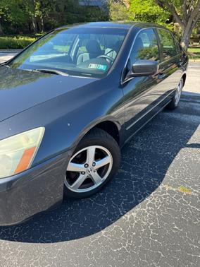 Gray 2005 Honda Accord EX