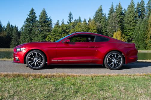 2017 Ford Mustang EcoBoost