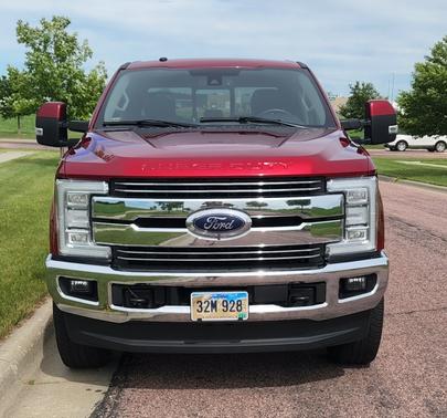 Photo 3 of 16 of 2018 Ford F-350 Limited