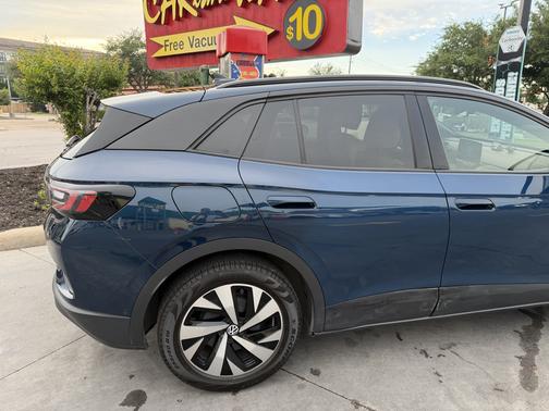 Blue 2023 Volkswagen ID.4 Pro
