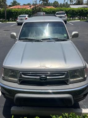 Silver 2002 Toyota 4Runner SR5