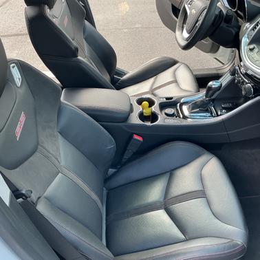 White 2015 Chevrolet SS Base