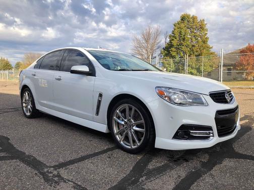 White 2015 Chevrolet SS Base