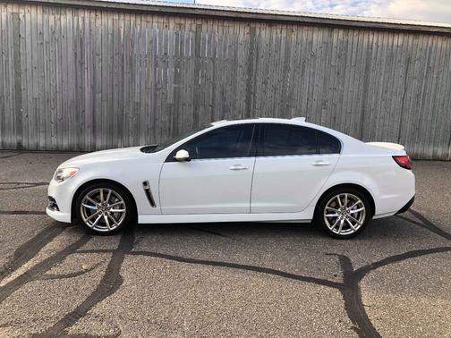 White 2015 Chevrolet SS Base