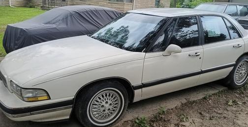 White 1992 Buick LeSabre Custom