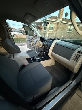 2011 Ford Escape XLS