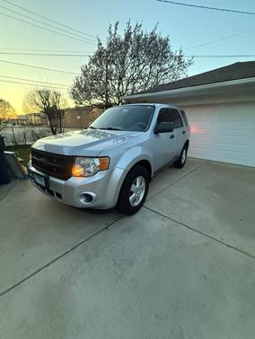 2011 Ford Escape XLS