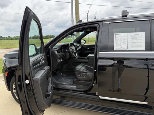 Black 2021 GMC Yukon Denali