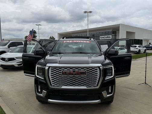 Black 2021 GMC Yukon Denali