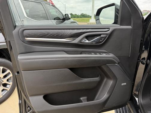 Black 2021 GMC Yukon Denali