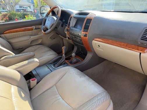 2004 Lexus GX 470 Base