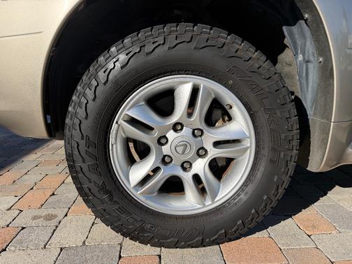 2004 Lexus GX 470 Base