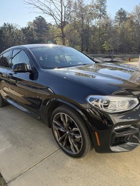 Black 2021 BMW X4 M40i
