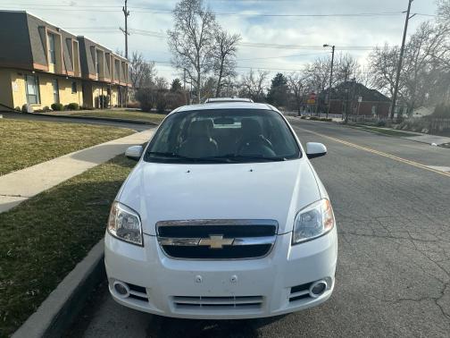 2011 Chevrolet Aveo LT