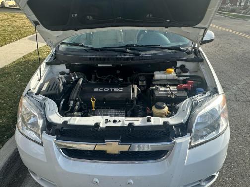 2011 Chevrolet Aveo LT