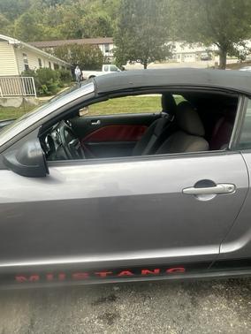 2006 Ford Mustang Base