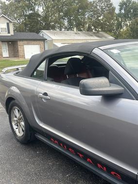 2006 Ford Mustang Base