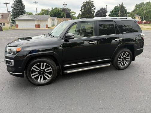 Black 2017 Toyota 4Runner Limited