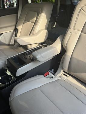 Beige 2023 Lincoln Aviator Reserve AWD