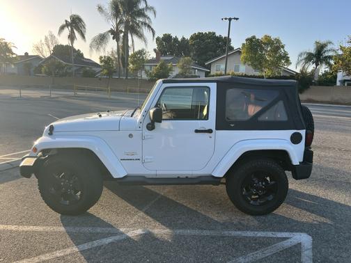 White 2014 Jeep Wrangler Sahara
