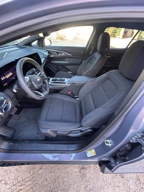 2025 Chevrolet Equinox EV LT1 w/PCY