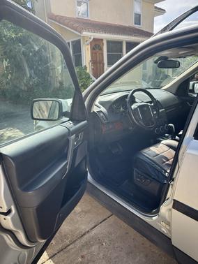 2008 Land Rover LR2 SE